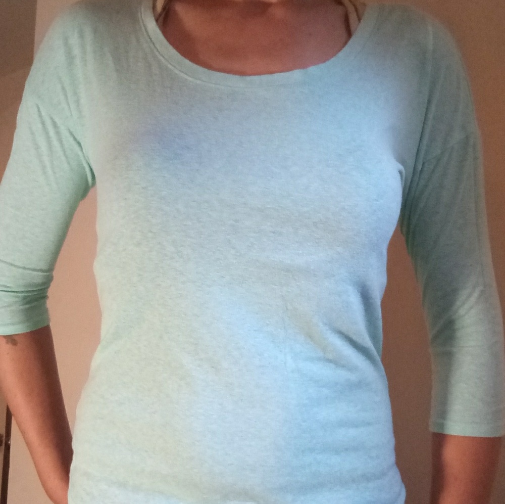 Quarter sleeve intimate